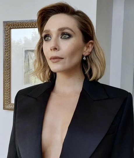 Elizabeth Olsen top actress image