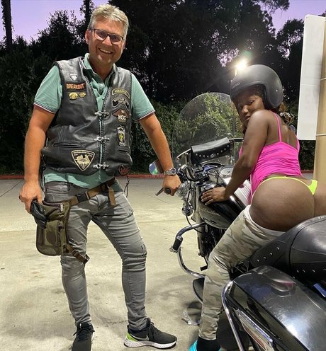 anal cum onlyfans free porn photos