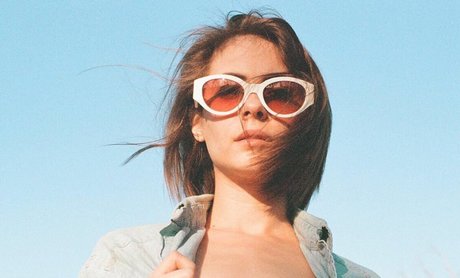 actress onlyfans beautiful nude img