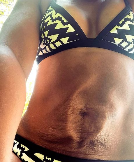 Saira Khan sex actress img