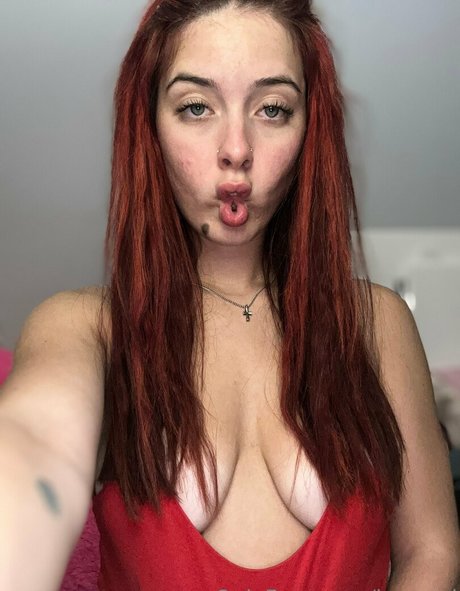 luvvred hot model pics