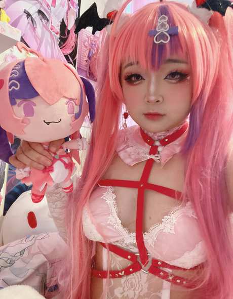 Donutskii hot pornstar img