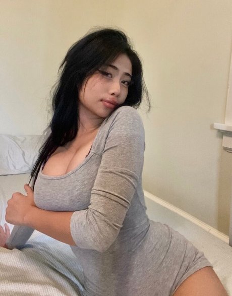 hann1ekin pornstar beautiful image