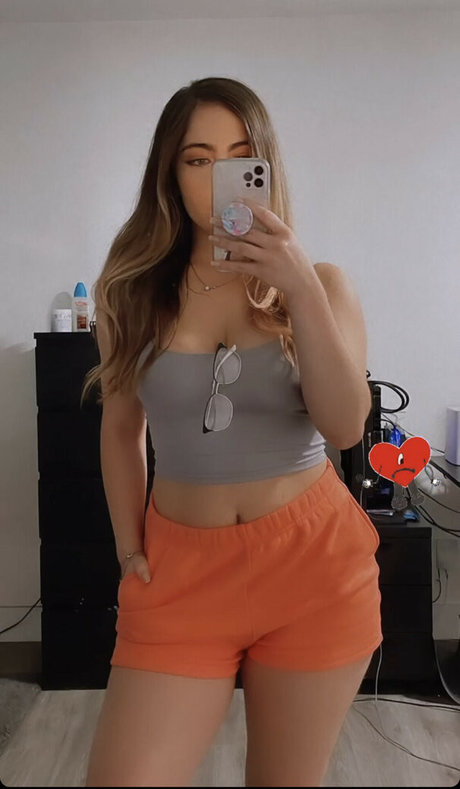 Hilenna nice star photos