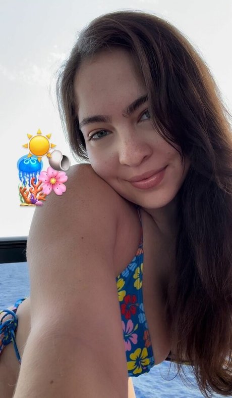 Hilenna erotic star pictures