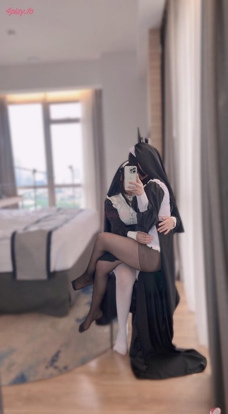 Angel Chan naked model pic