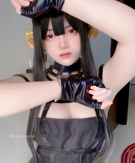 Angel Chan sexy model picture