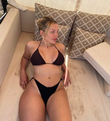 sex girls onlyfans porno picture