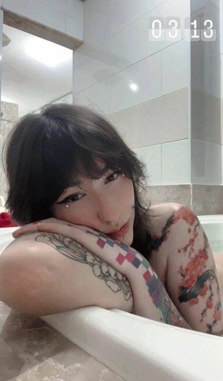 Julia Cristina pornographic model pics