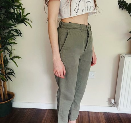 perfect body onlyfans pornographic pic