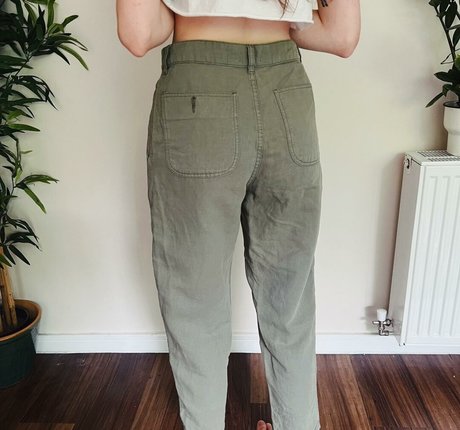 mirror selfie onlyfans nude pic