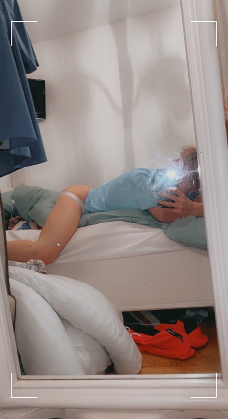 Lewis Jewitt star naked archive