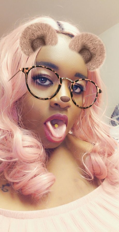 Leslie Hayes star nice photo