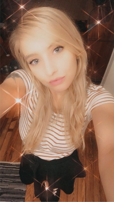 LEIA Laughs star xxx picture