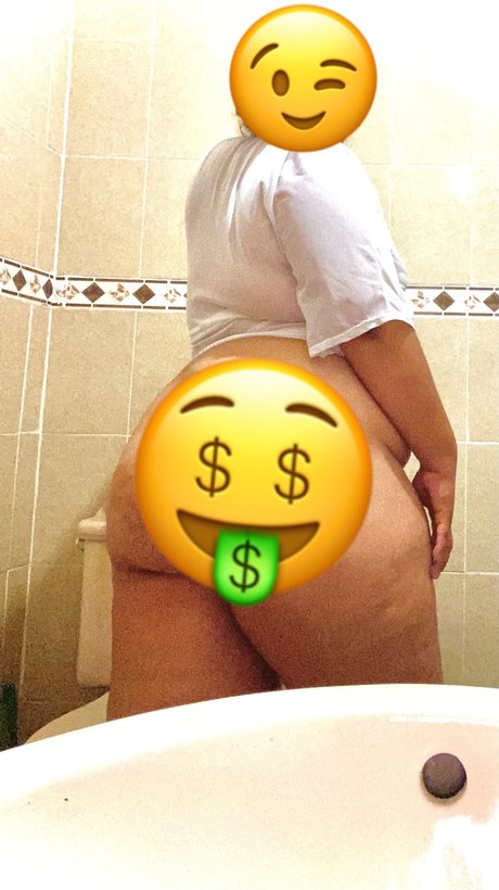 Lebasi star nudes pictures