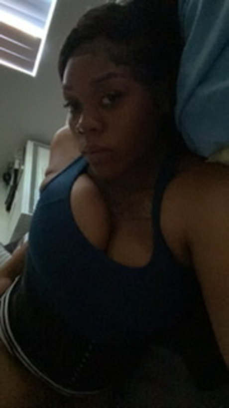 Layani art model gallery