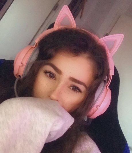 pretty pussy onlyfans beautiful xxx pic