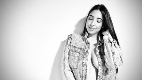 Lina Villegas model perfect galleries