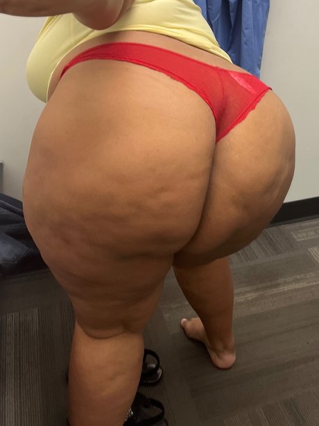 LilThickPisces naked actress galleries