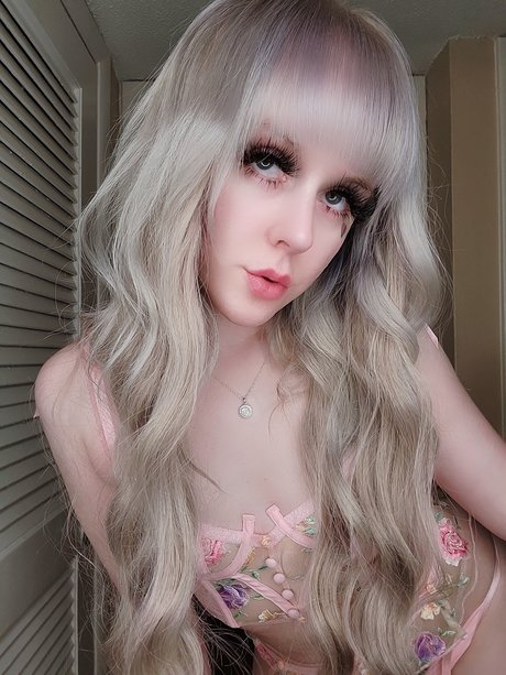 LilithLunatic sex model photos