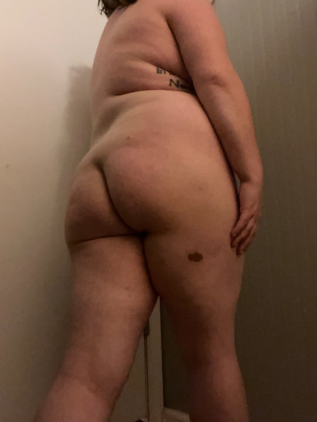 Lilith Round pornstar beautiful gallery