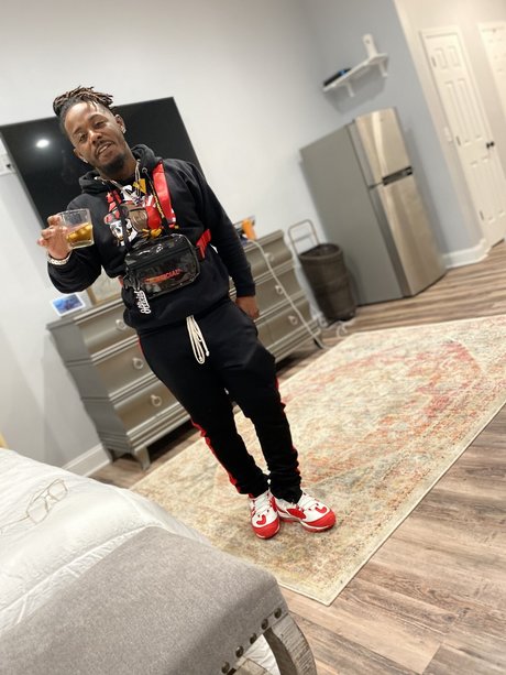 Tweez star erotic image