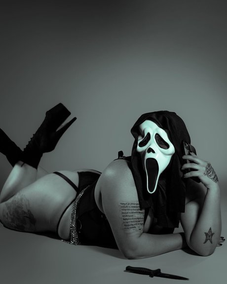 Lila Peach sex actress pics