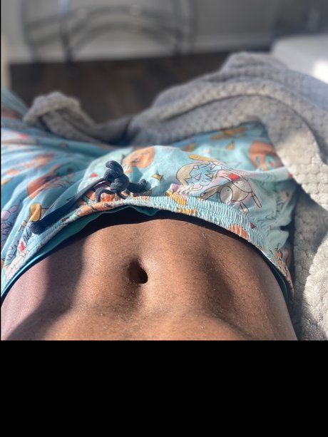 Tech912 top model photo