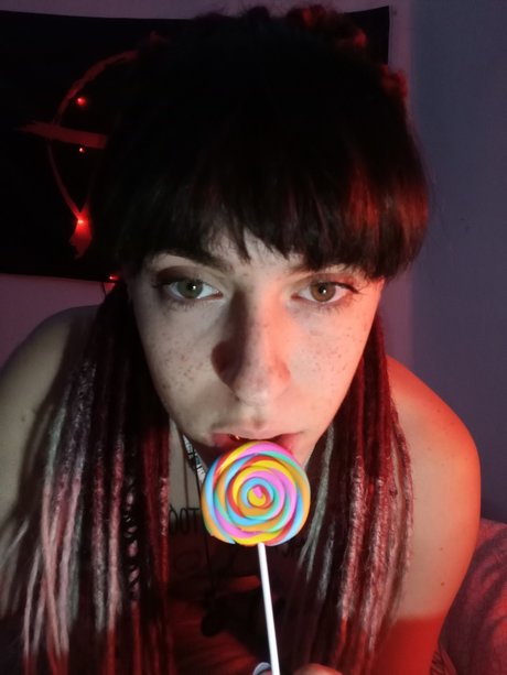 lil satan s baby model nude pictures