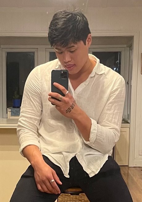 Phi model nice gallery