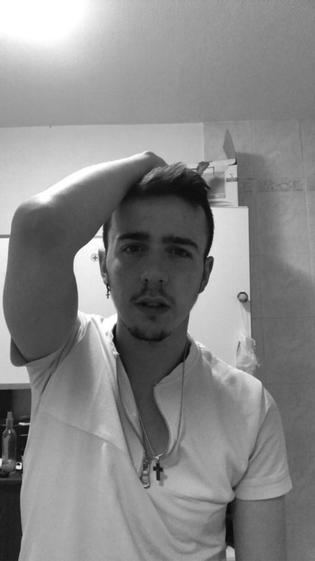 Julianfara77 high quality pornstar photos