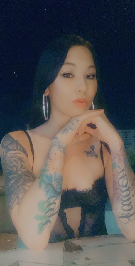 LoveAngel19 art model pic