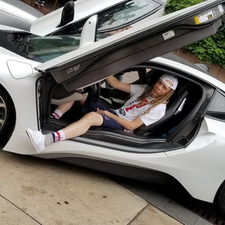 MUSIC IS MY LIFE actress pics