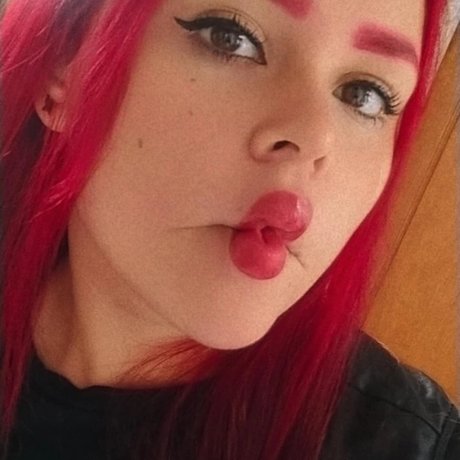 Lorena Gomez model hot pic