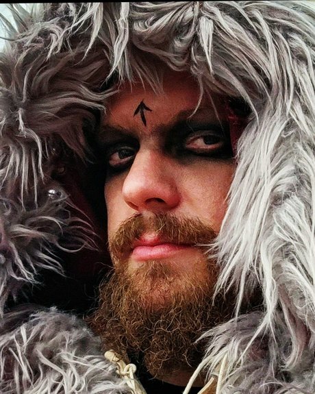 Lord Grimnir pretty pornstar pics