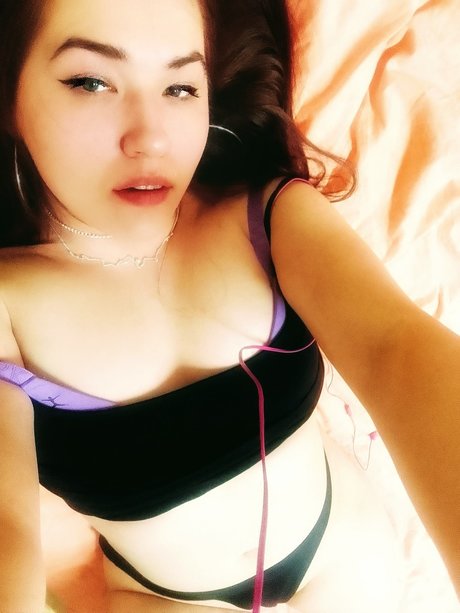 LolyBaby beautiful actress gallery