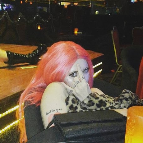 Lizzy Kitty star erotic gallery