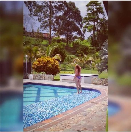 litzyG porn actress archive