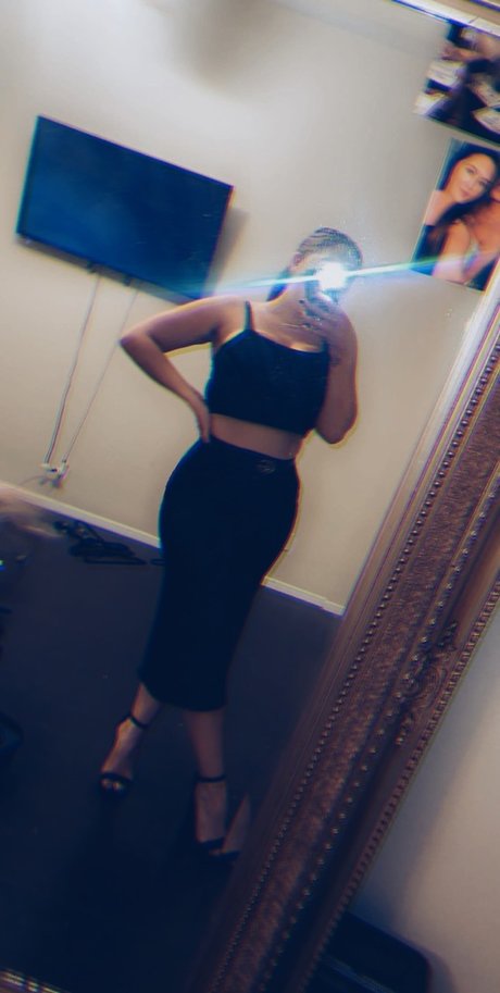 Macey King exclusive actress pics