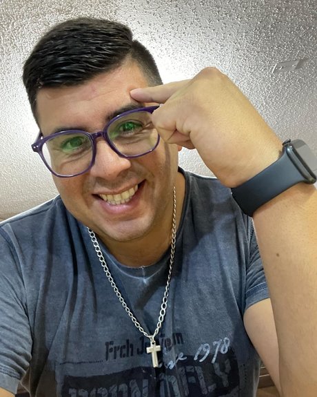 Maberick V_ nudes star images