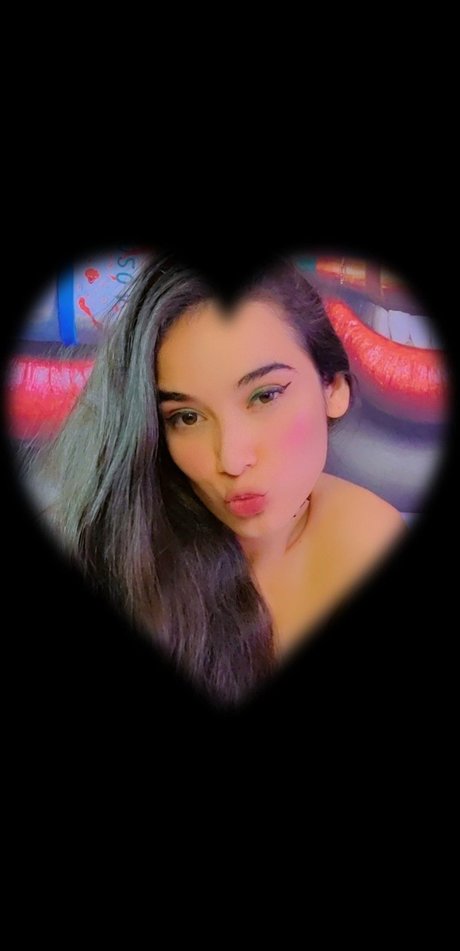 Lynzilin star erotic gallery