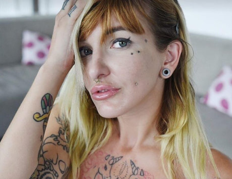 Luxes best model archive