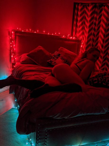 Luscious Lizsi pornstar hd pic