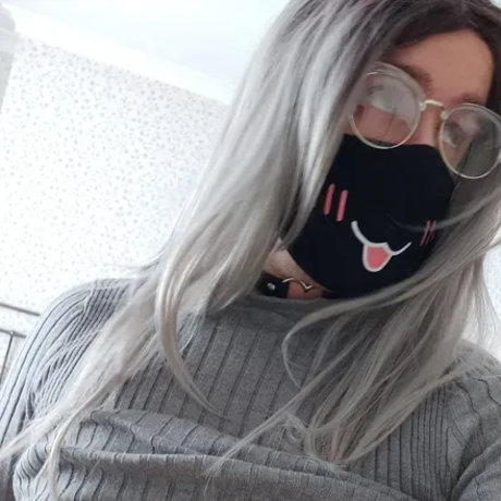 LucyTrap_ art model pics