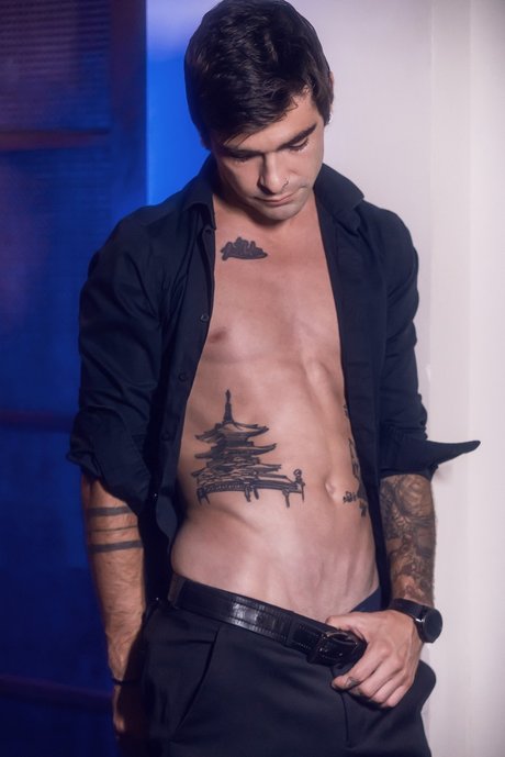 LuckyFate sex actress gallery