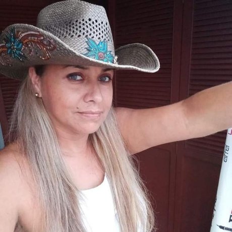 mariposalatina star free pics