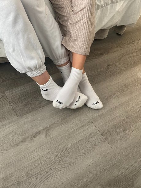 Marie Bell sexy star photos