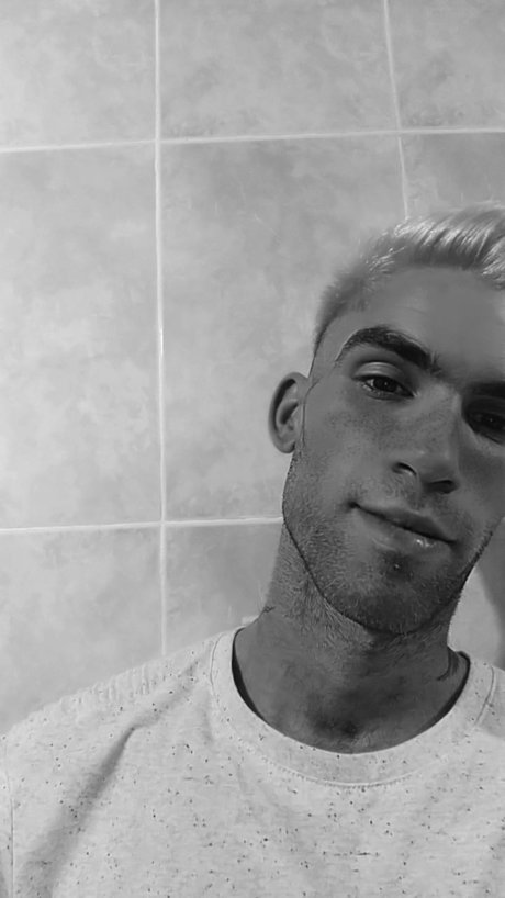 _MarceloPinochet21 naked pornstar photo