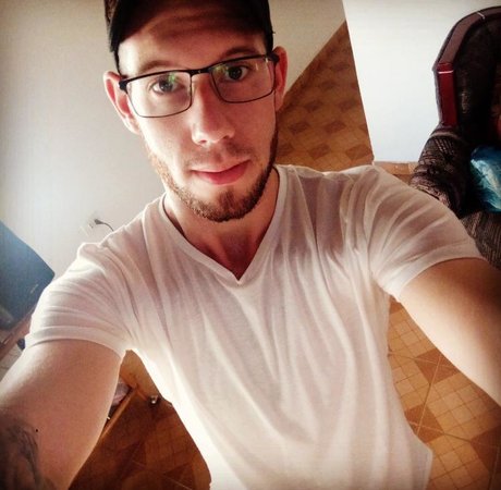 Manu S Pizza free pornstar picture