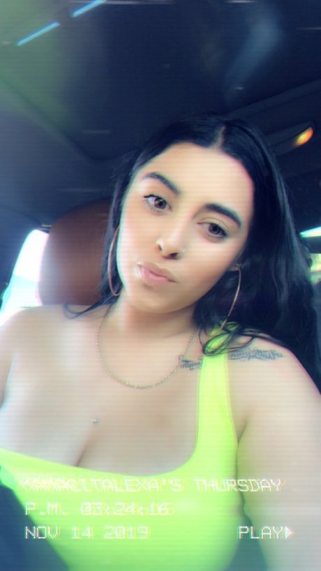 Mamacitalexa model pornographic photo